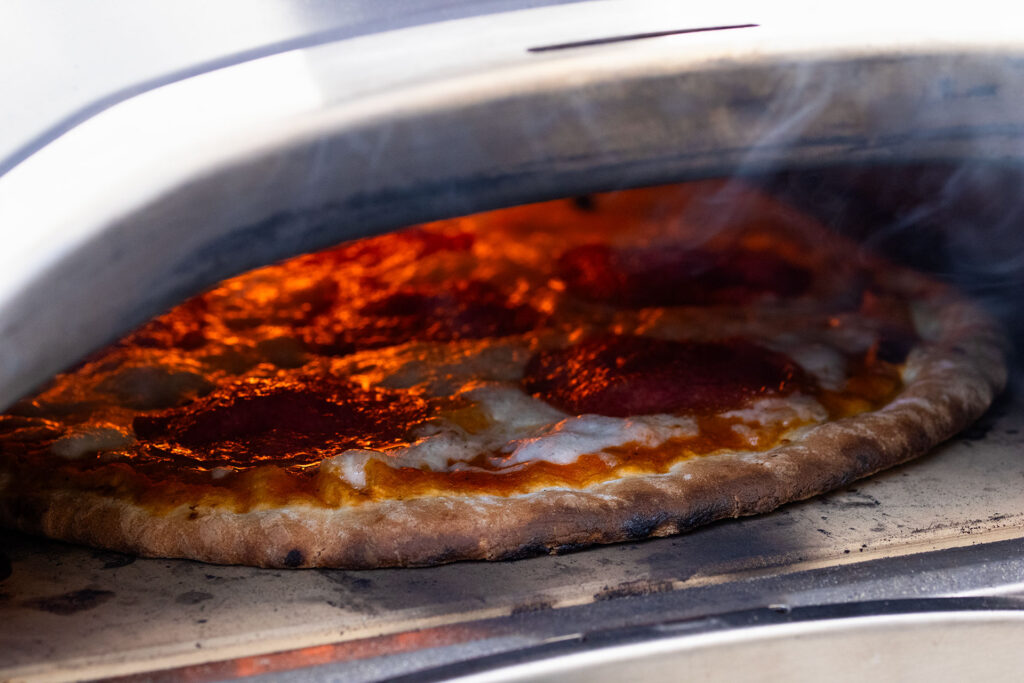 Giant Flames pizzahout knapperige bodem